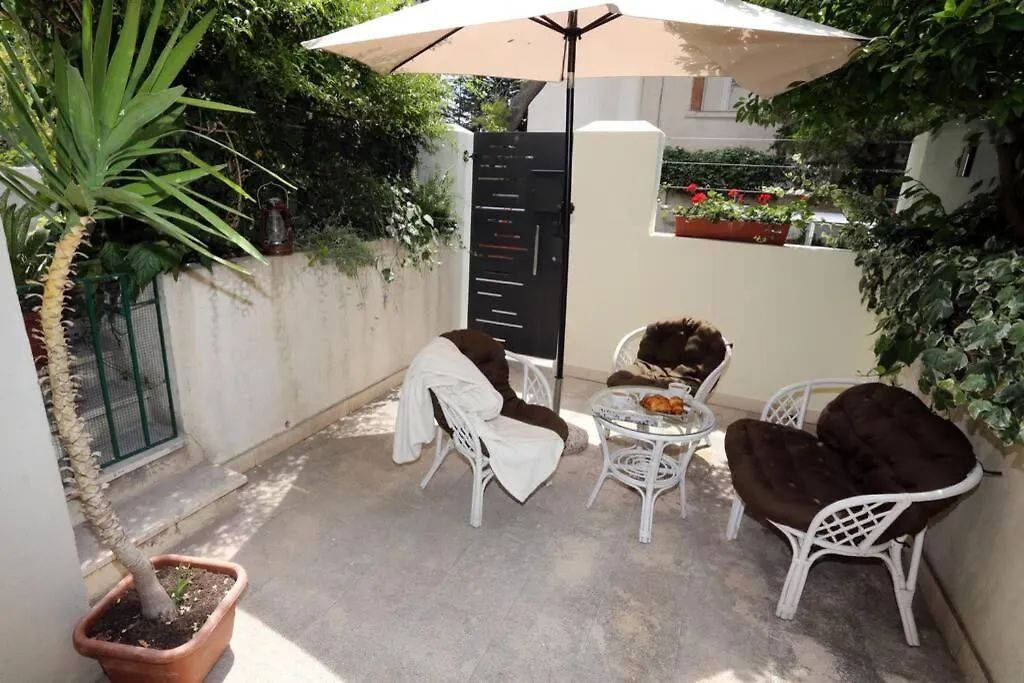 Joy4You Apt Near Beach And Center Split Apartmán